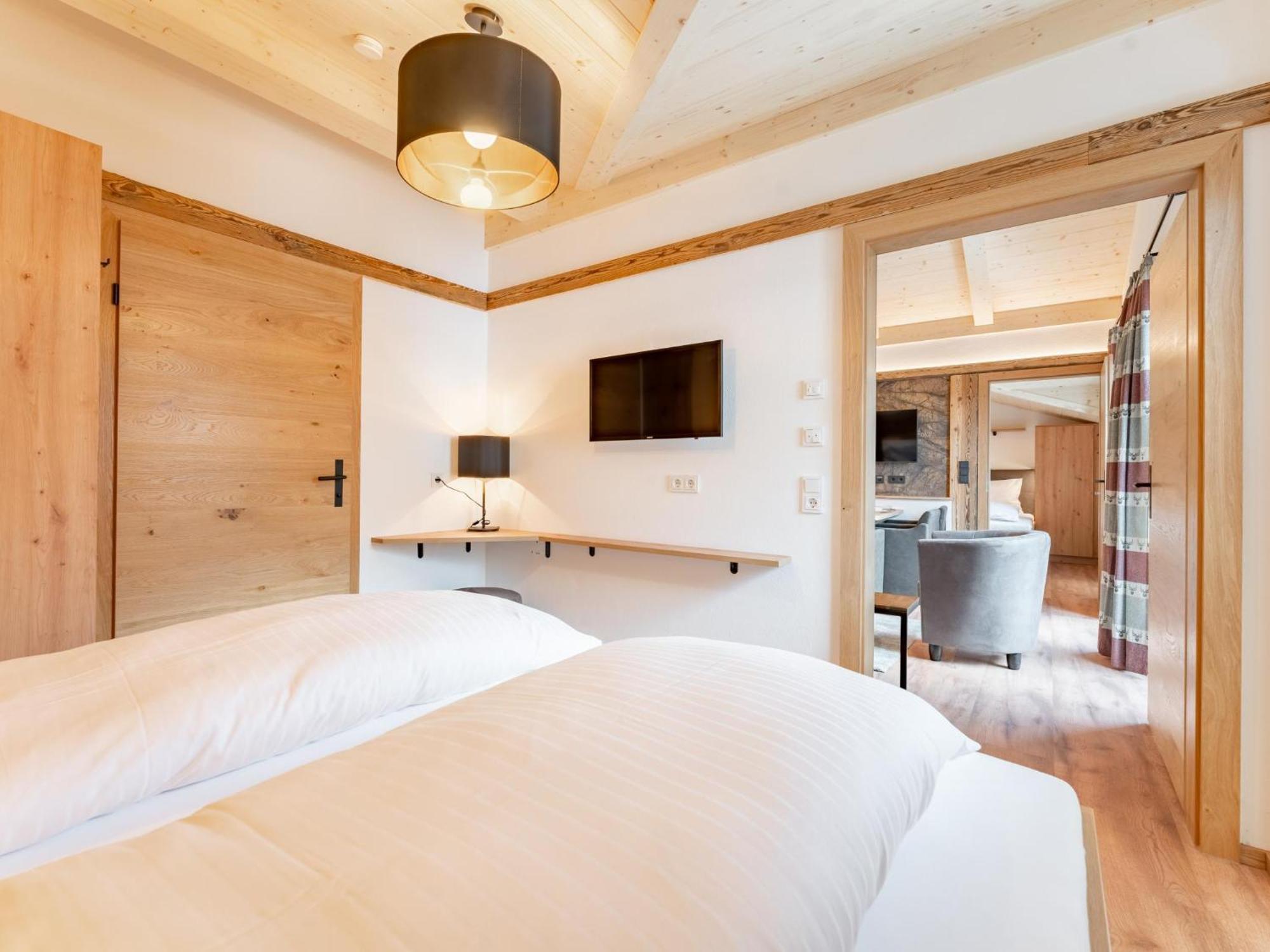 Falken Suites Top 7 Kaprun Extérieur photo