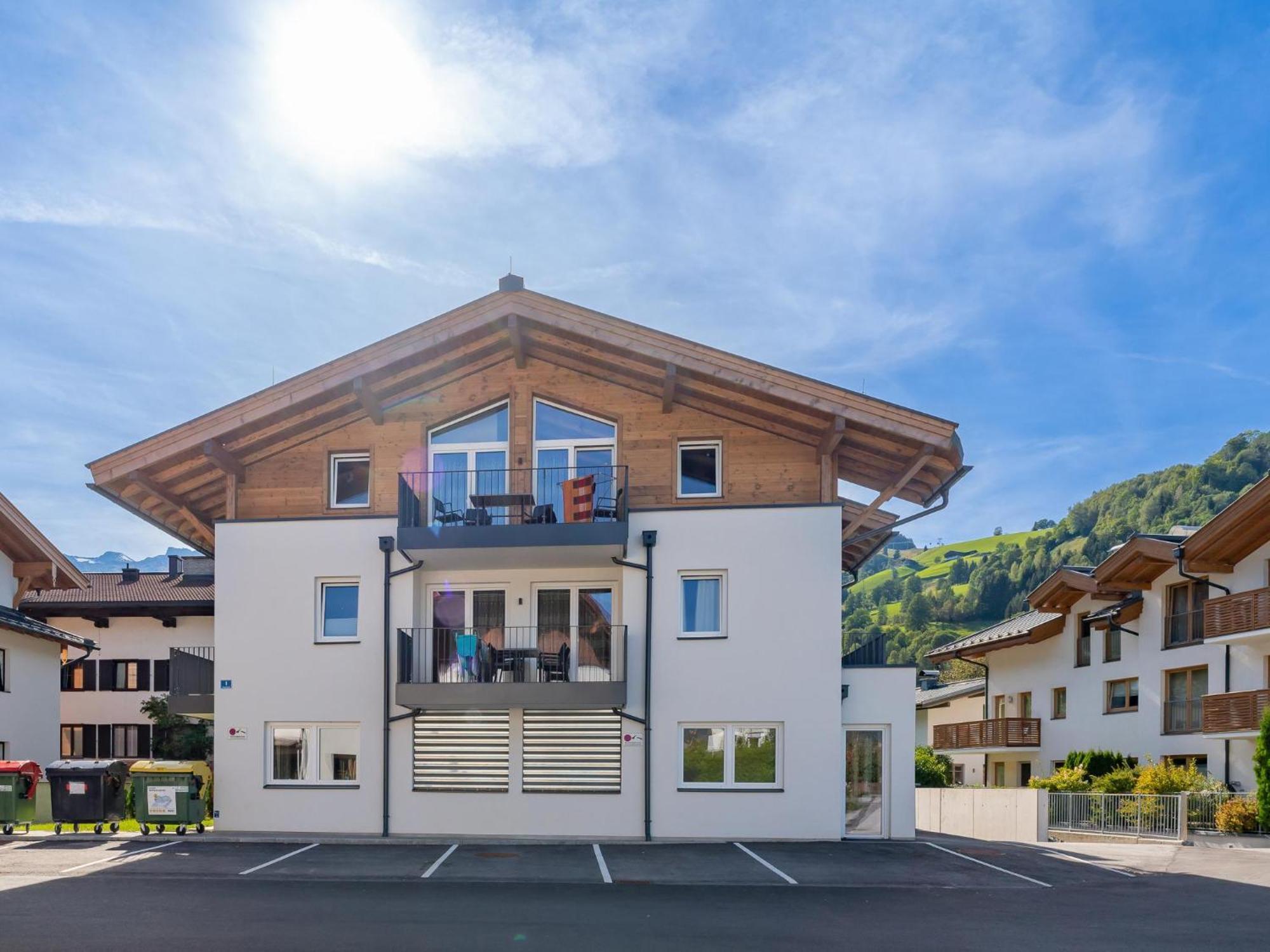 Falken Suites Top 7 Kaprun Extérieur photo