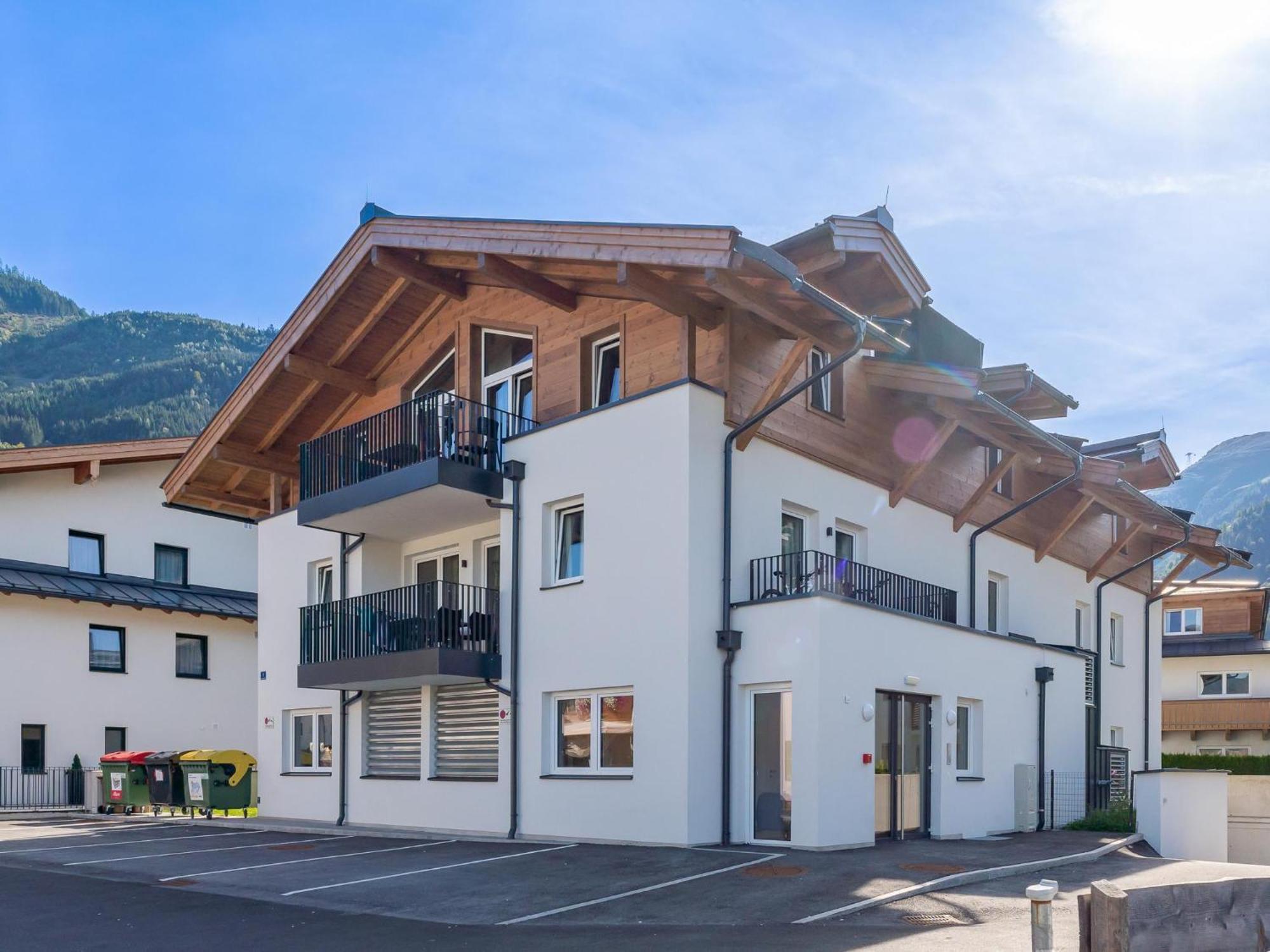 Falken Suites Top 7 Kaprun Extérieur photo